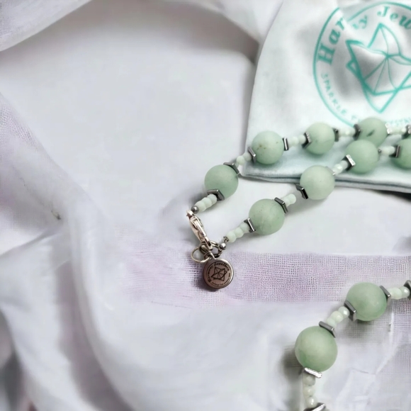 Raw and Beaded Amazonite charm necklace - Picture 5 of 5